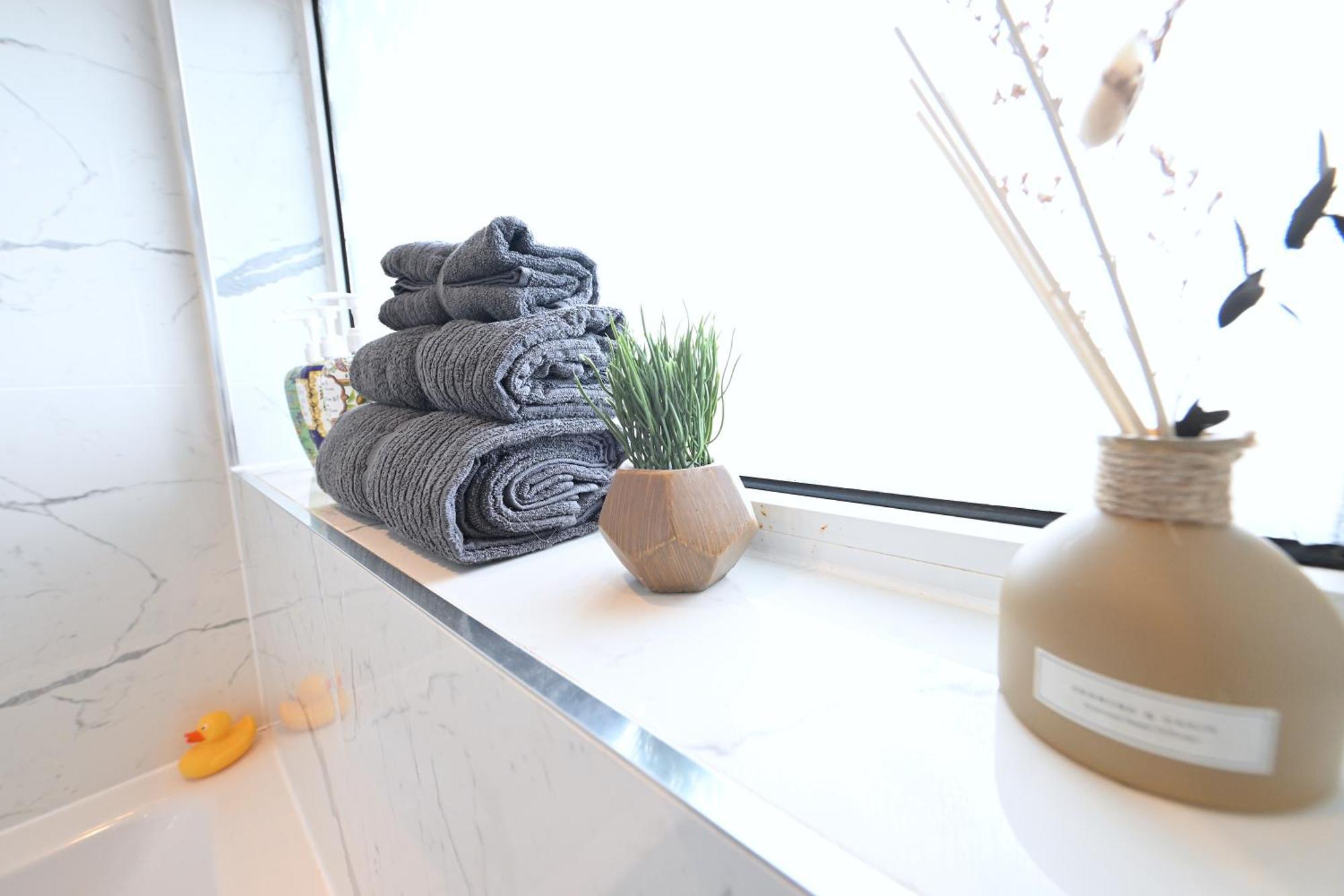 Superb 4 Bedroom Flat In The Heart Of Camden Town ลอนดอน ภายนอก รูปภาพ