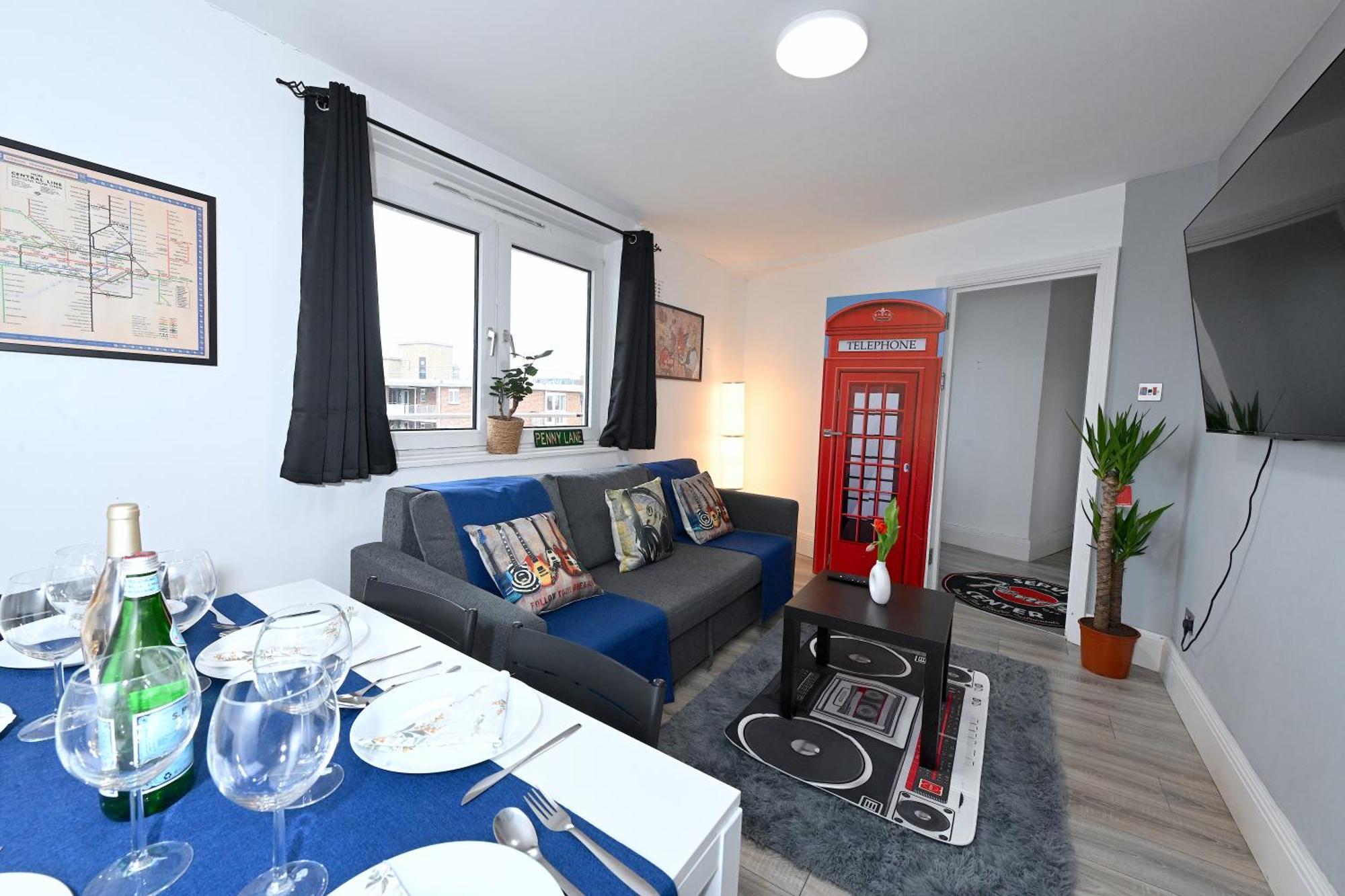 Superb 4 Bedroom Flat In The Heart Of Camden Town ลอนดอน ภายนอก รูปภาพ