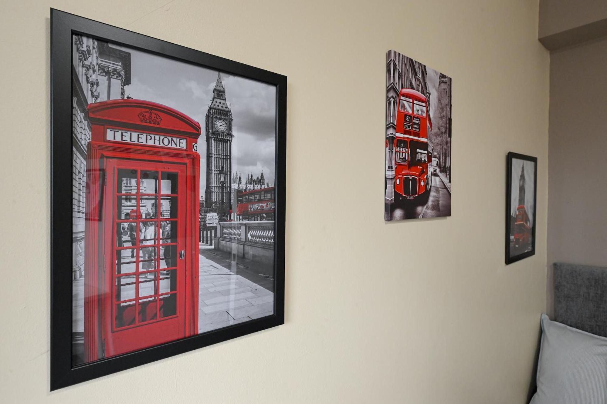 Superb 4 Bedroom Flat In The Heart Of Camden Town ลอนดอน ภายนอก รูปภาพ
